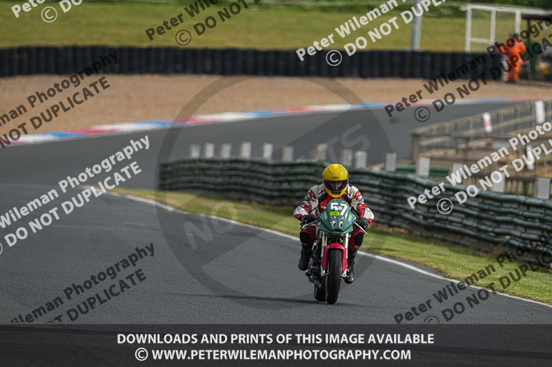 enduro digital images;event digital images;eventdigitalimages;mallory park;mallory park photographs;mallory park trackday;mallory park trackday photographs;no limits trackdays;peter wileman photography;racing digital images;trackday digital images;trackday photos